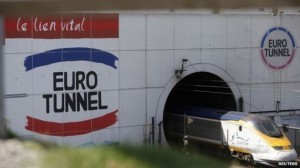  A Eurotunnel spokesman called on the authorities to solve the migrant crisis 