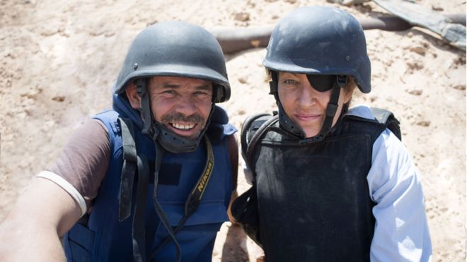  Paul Conroy and the "notoriously difficult" Marie Colvin 